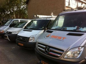 De servicebussen van Best Installatiebedrijf